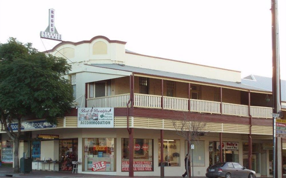 Balcony On Sixth Lodge Murray Bridge Exterior photo